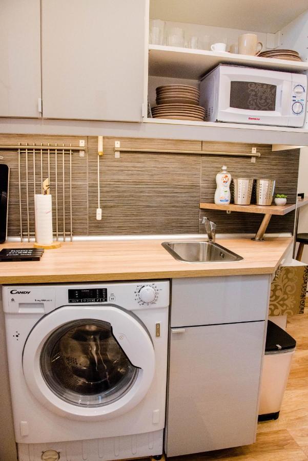 Molnar Apartment Cozy City Center Retreat For 2 Ac & Perfect Location! Budapest Esterno foto
