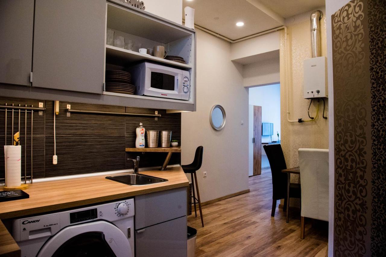 Molnar Apartment Cozy City Center Retreat For 2 Ac & Perfect Location! Budapest Esterno foto